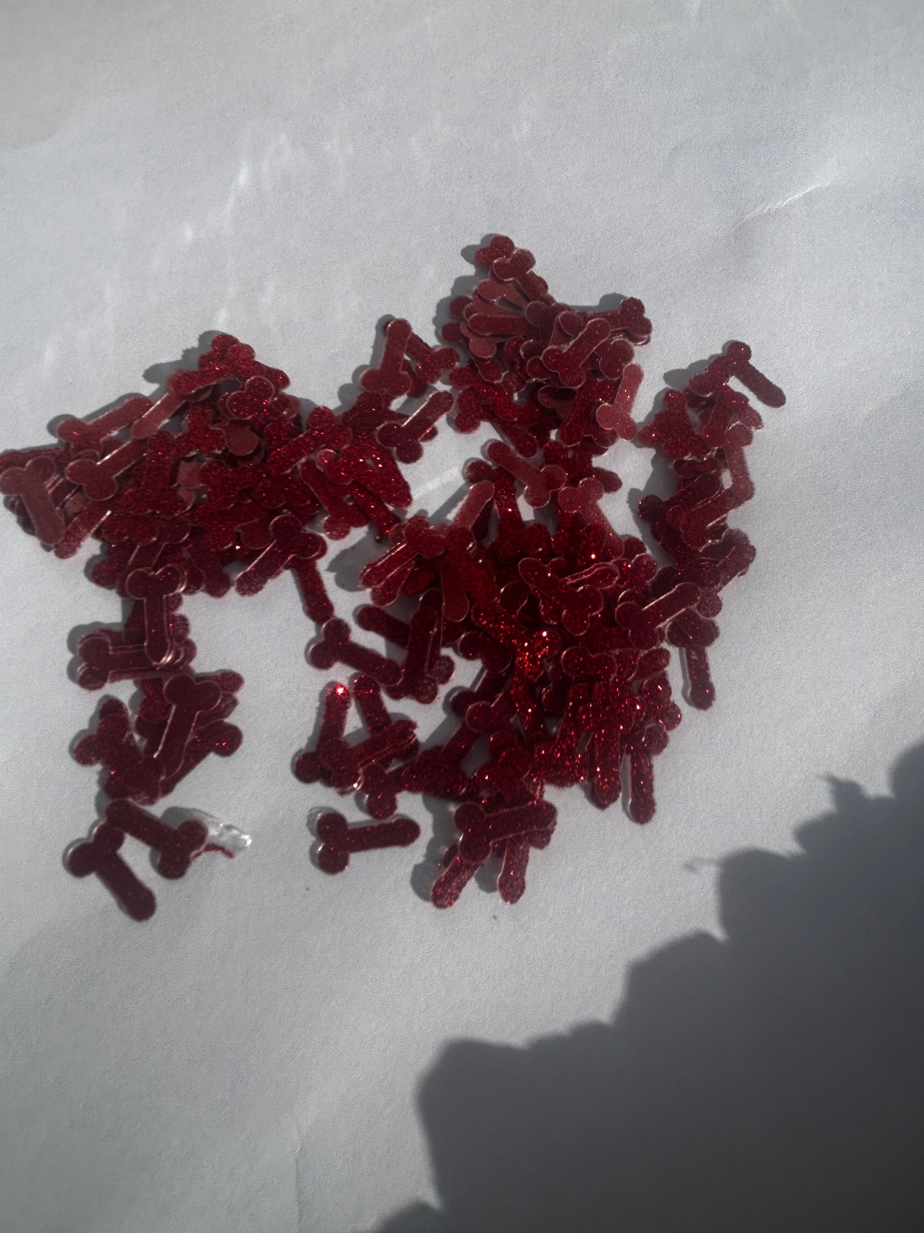 Foil confetti