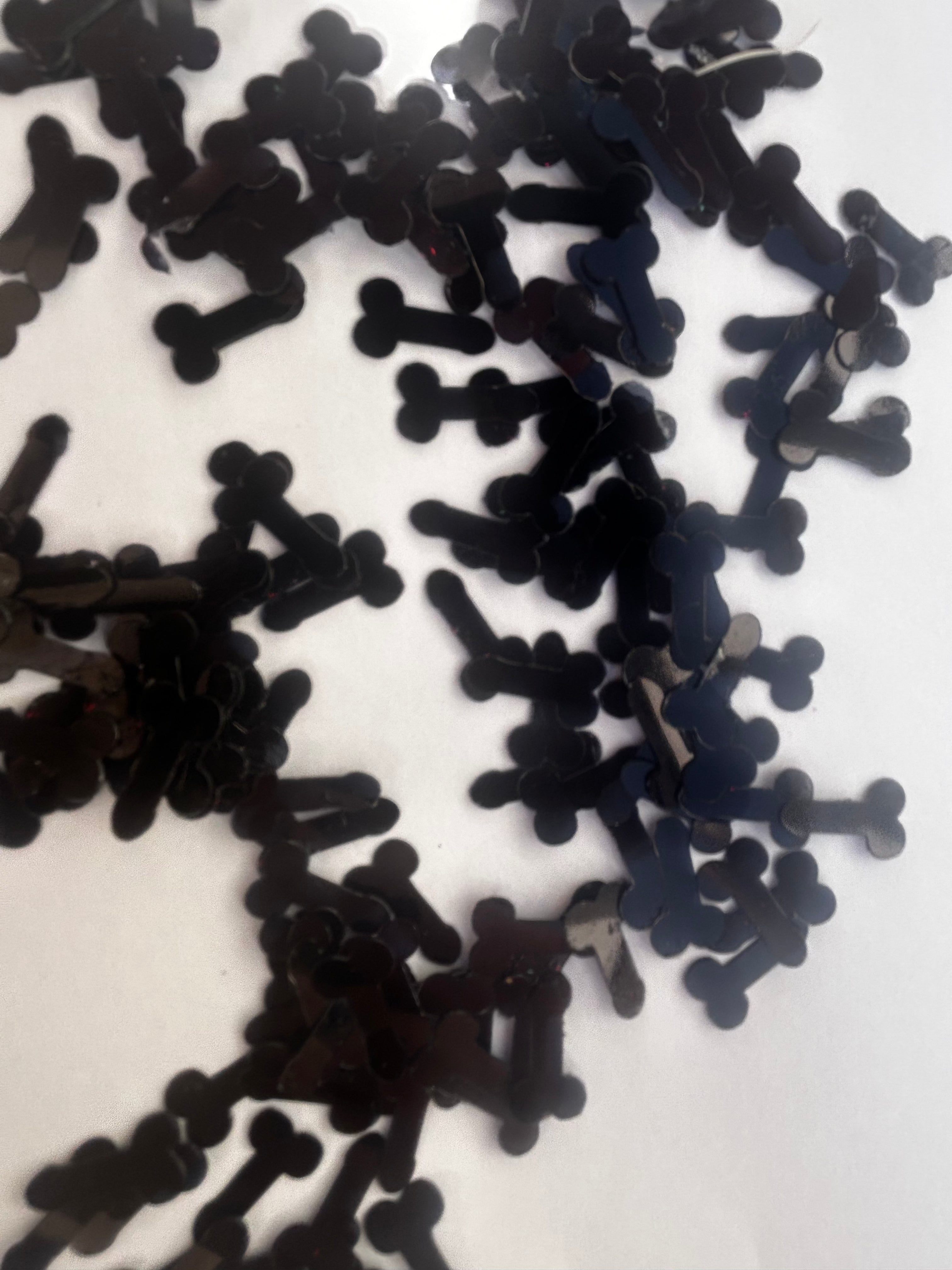 Foil confetti
